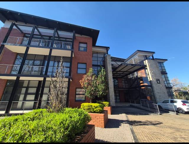 123M² OFFICE TO LET IN SANDTON CENTRAL